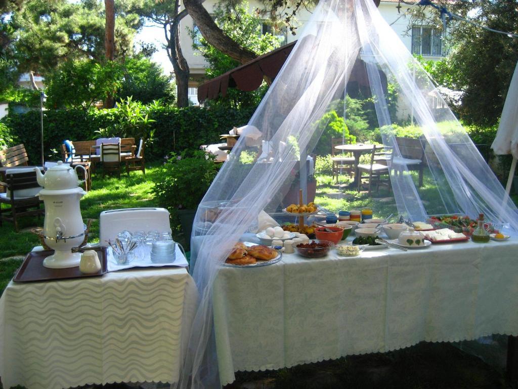 Mavi Pension Hotel Ayvalik Ngoại thất bức ảnh