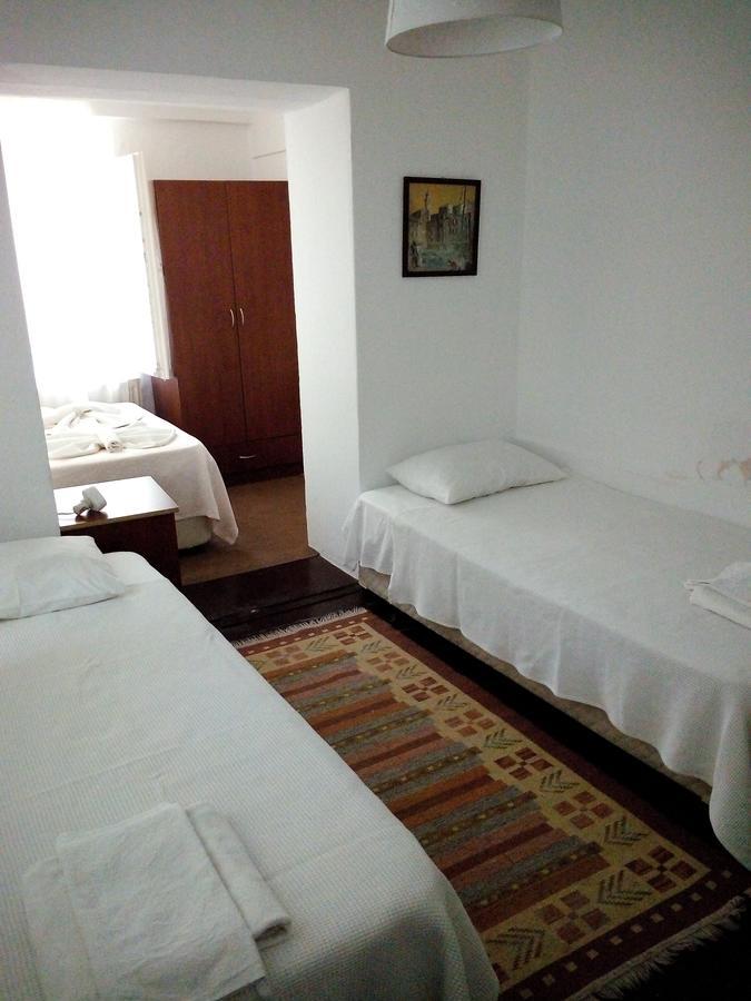 Mavi Pension Hotel Ayvalik Ngoại thất bức ảnh