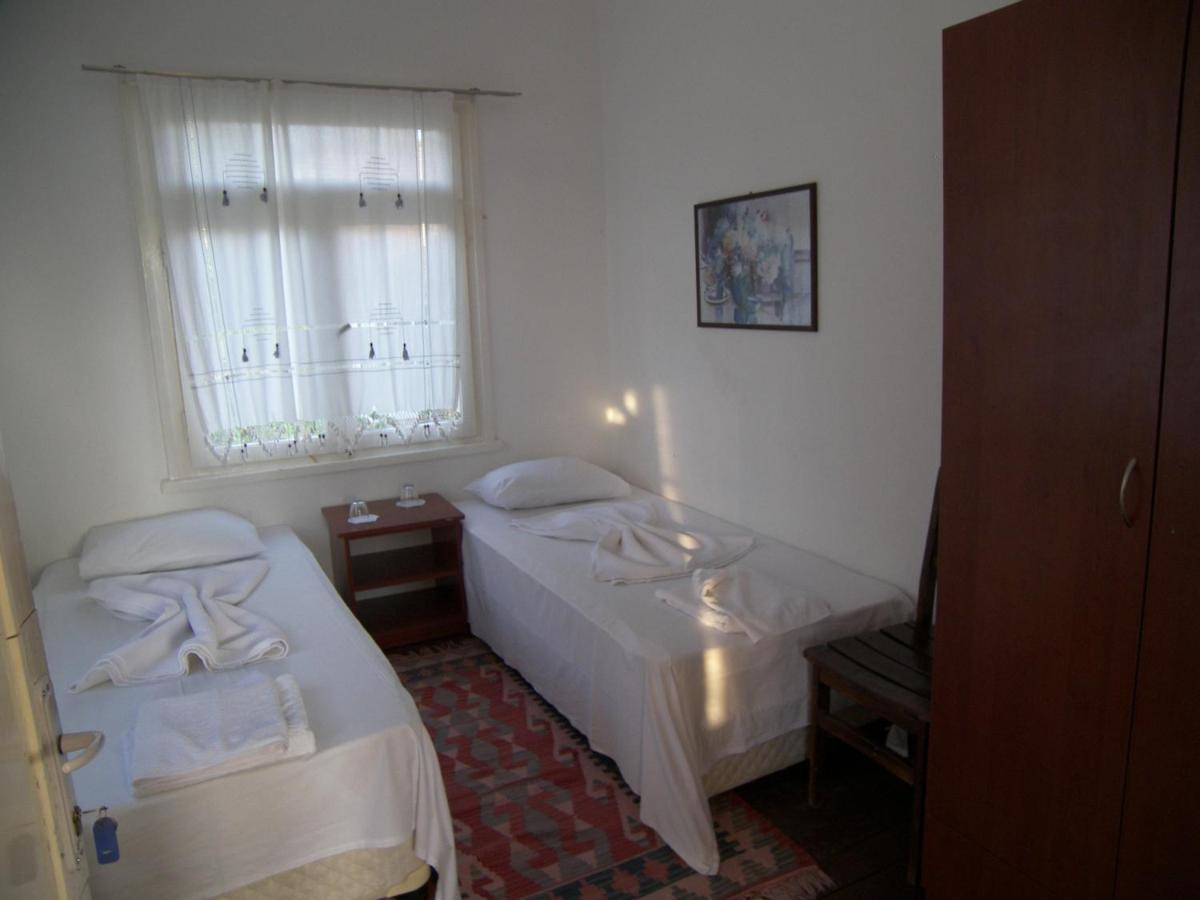 Mavi Pension Hotel Ayvalik Phòng bức ảnh